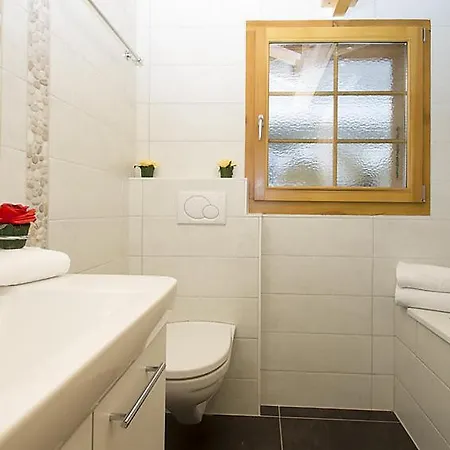 Holiday home Sleeps 10 Wifi La Tzoumaz