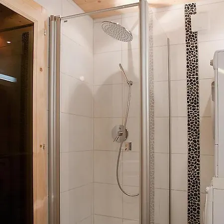 Holiday home Sleeps 10 Wifi La Tzoumaz
